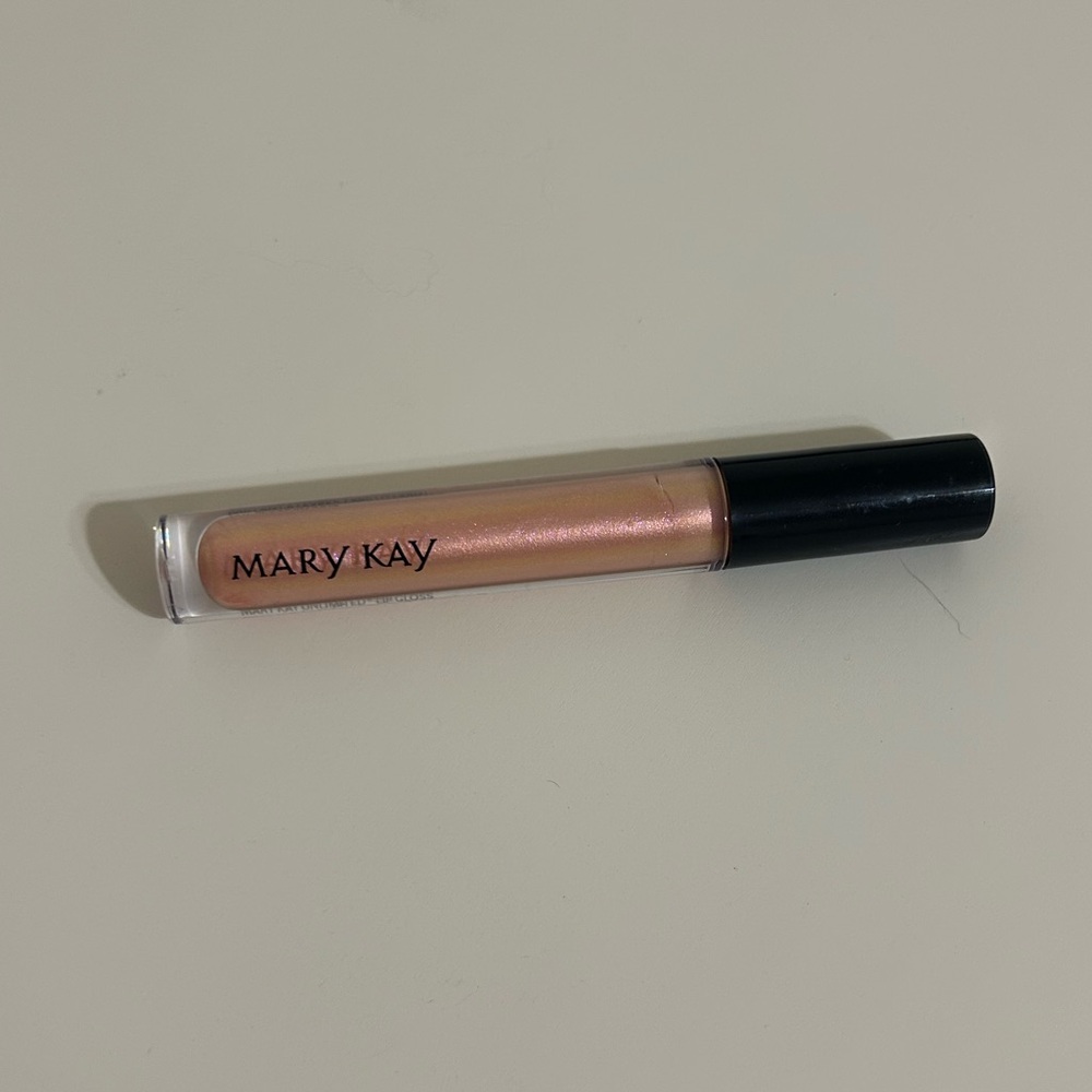 Mary Kay Unlimited Lip Gloss Sheer Illusion